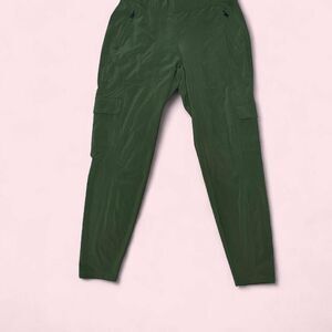 Athleta Cypress Green Headlands Hybrid Cargo Hiking Pants Size 2